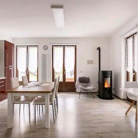 Iris Home Camblione Εξωτερικό φωτογραφία
