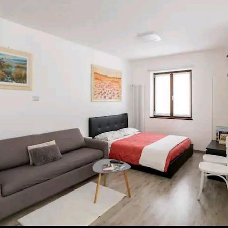 Iris Home Camblione Εξωτερικό φωτογραφία