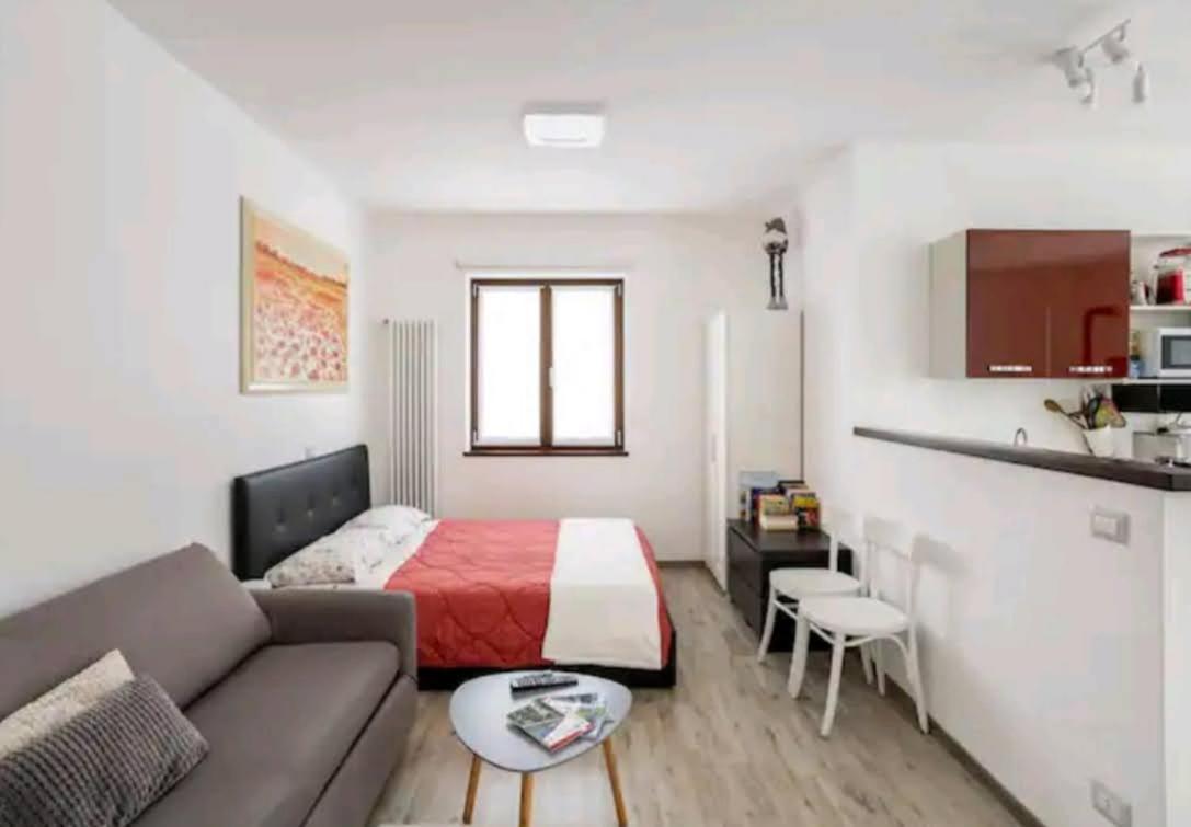 Iris Home Camblione Εξωτερικό φωτογραφία