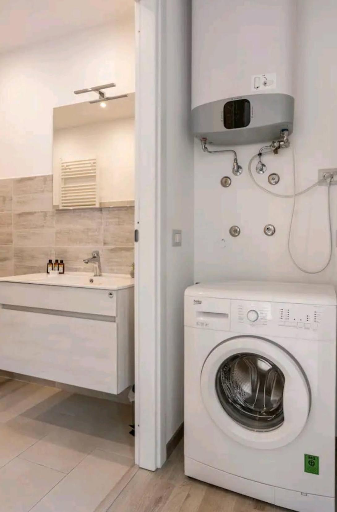 Iris Home Camblione Εξωτερικό φωτογραφία